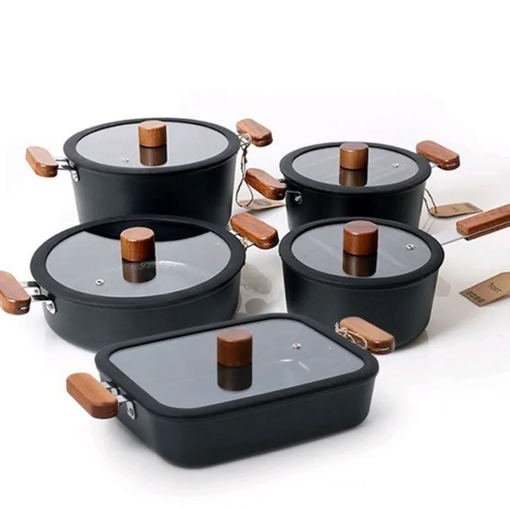Ensemble de faitouts et plat rectangulaire noirs avec couvercles en verre et boutons en bois